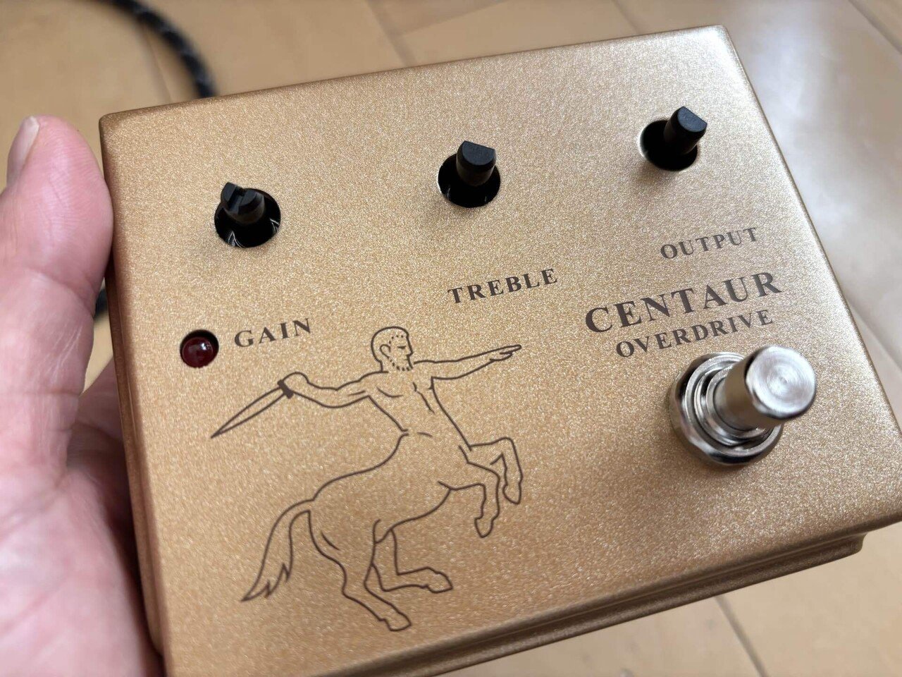 Behringer Centaur Overdriveを分解&解説|ケンタクロース(YSXL) Behringer Centaur Overdriveを分解&解説|ケンタクロース(YSXL)