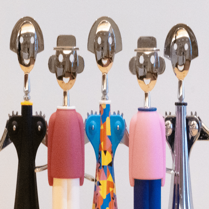 ワインを抜栓したくなるワインオープナーALESSI”ANNAとALESSANDROの