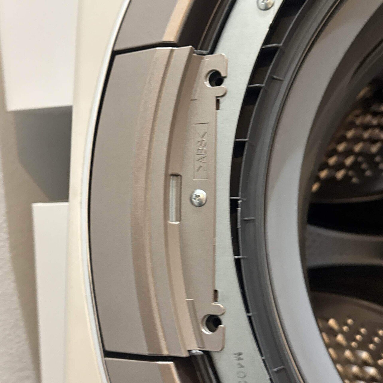 日立ドラム式洗濯乾燥機ビッグドラムのドアを分解する｜tan^2