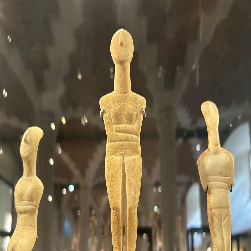 子供のためのルーブル美術館(177) 青いエーゲ海を知る顔/この