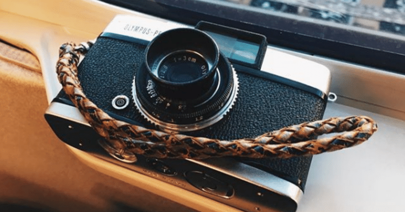 【美品！】OLYMPUS オリンパス PEN Ｓ F2.8 フイルムカメラ！