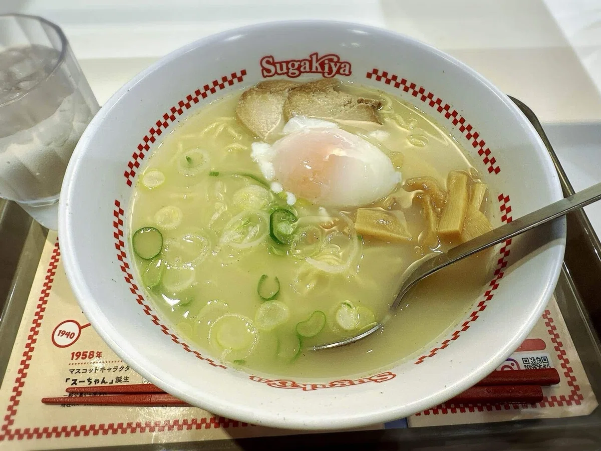スガキヤラーメン半熟卵トッピング