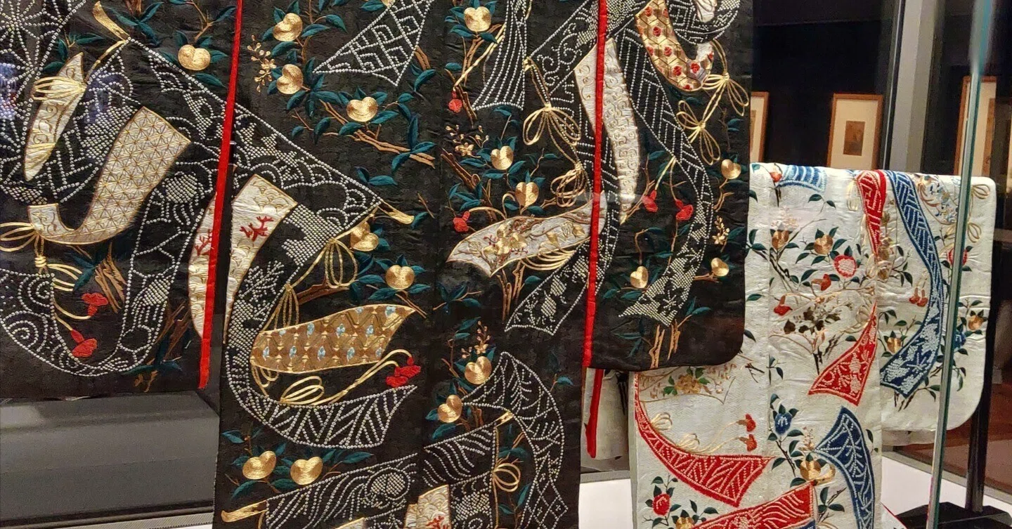 豪華な江戸ファッションが楽しい！ トーハクおみやげ「小袖 江戸