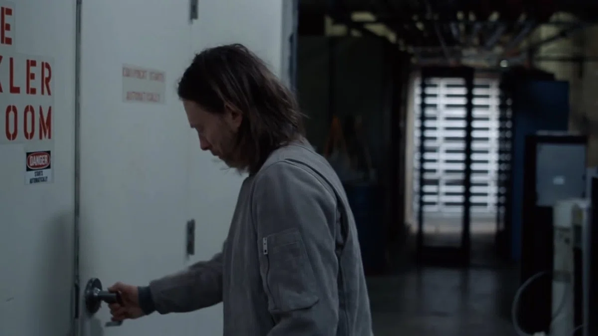 Radiohead Daydreaming [1080p].00_08_23_18.静止画001