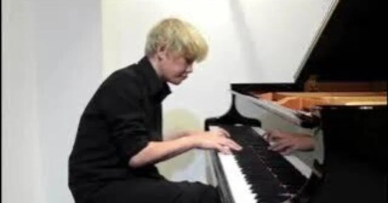 I wanted to specialize in pure BGM elements, knowing that long