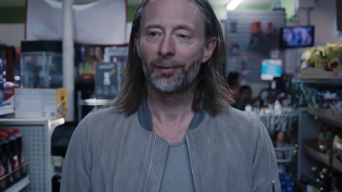 Radiohead Daydreaming [1080p].00_02_02_16.静止画003