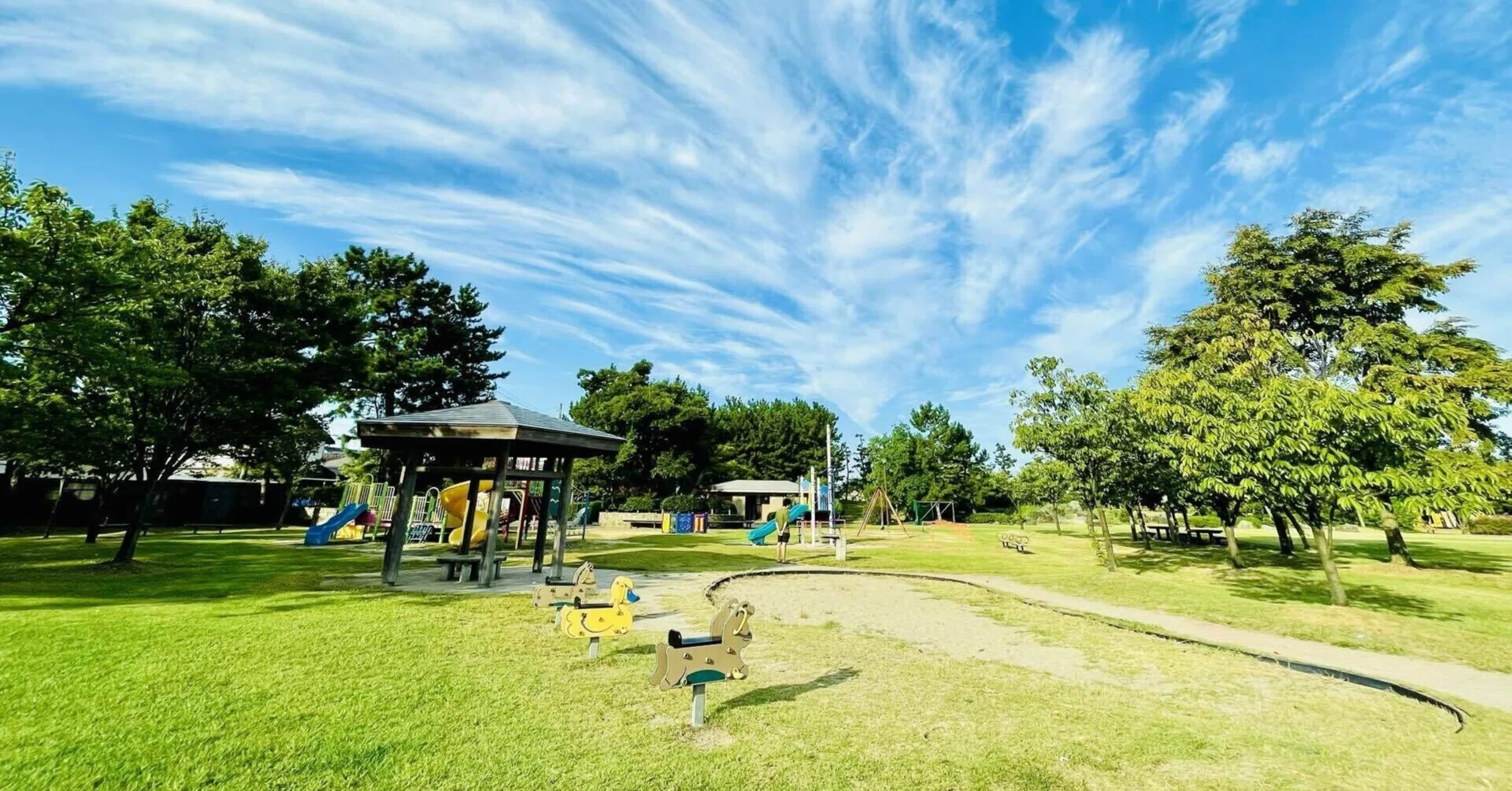 友達×公園、これ以上喜ぶ組み合わせはないかもしれない。｜時本ひまり 