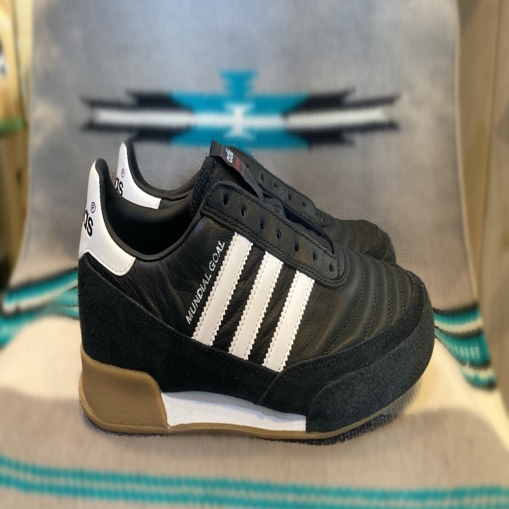 アディダススニーカーのタン加工】adidas MUNDIAL GOAL｜CREA Repair