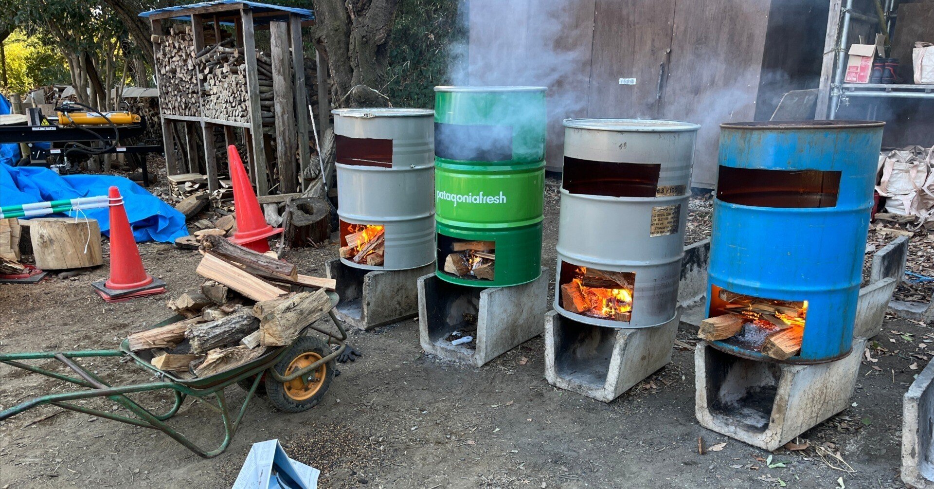 DIY　ドラム缶　窯 ドラム缶とセメントで、一万円以下のピザ窯を自作する。 - ヨホホ研究所