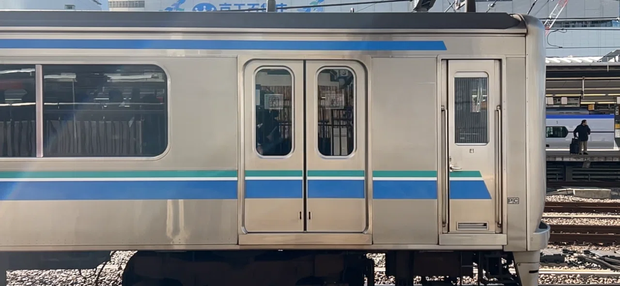 70-000形 Z10編成 山側 ドア形態（北行基準右側面）｜素材公開所