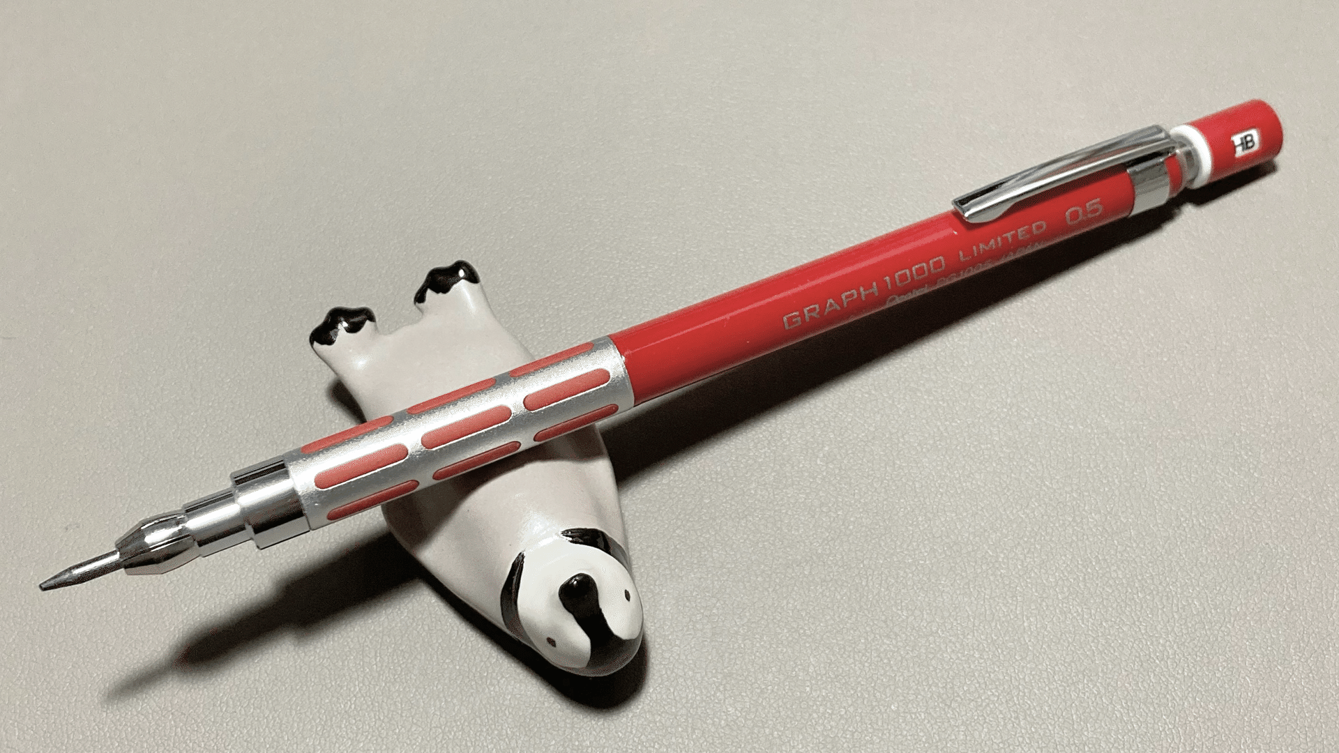 作ってから15年以上経つ改造芯ホルダー。口金部分が折れて取れたので