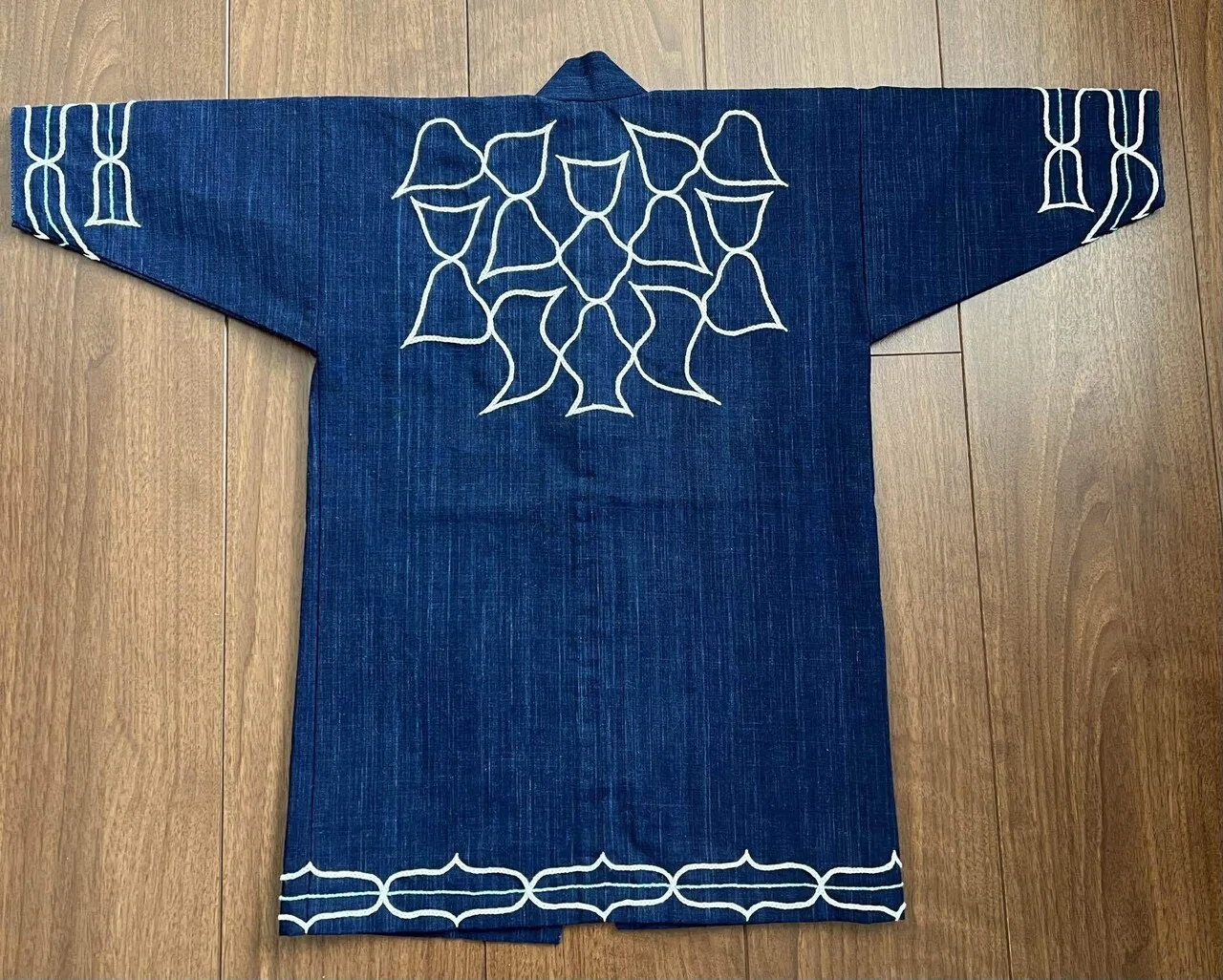 アイヌ刺繍チヂリ、二分の一の着物が完成。｜shoopy3 @指導員
