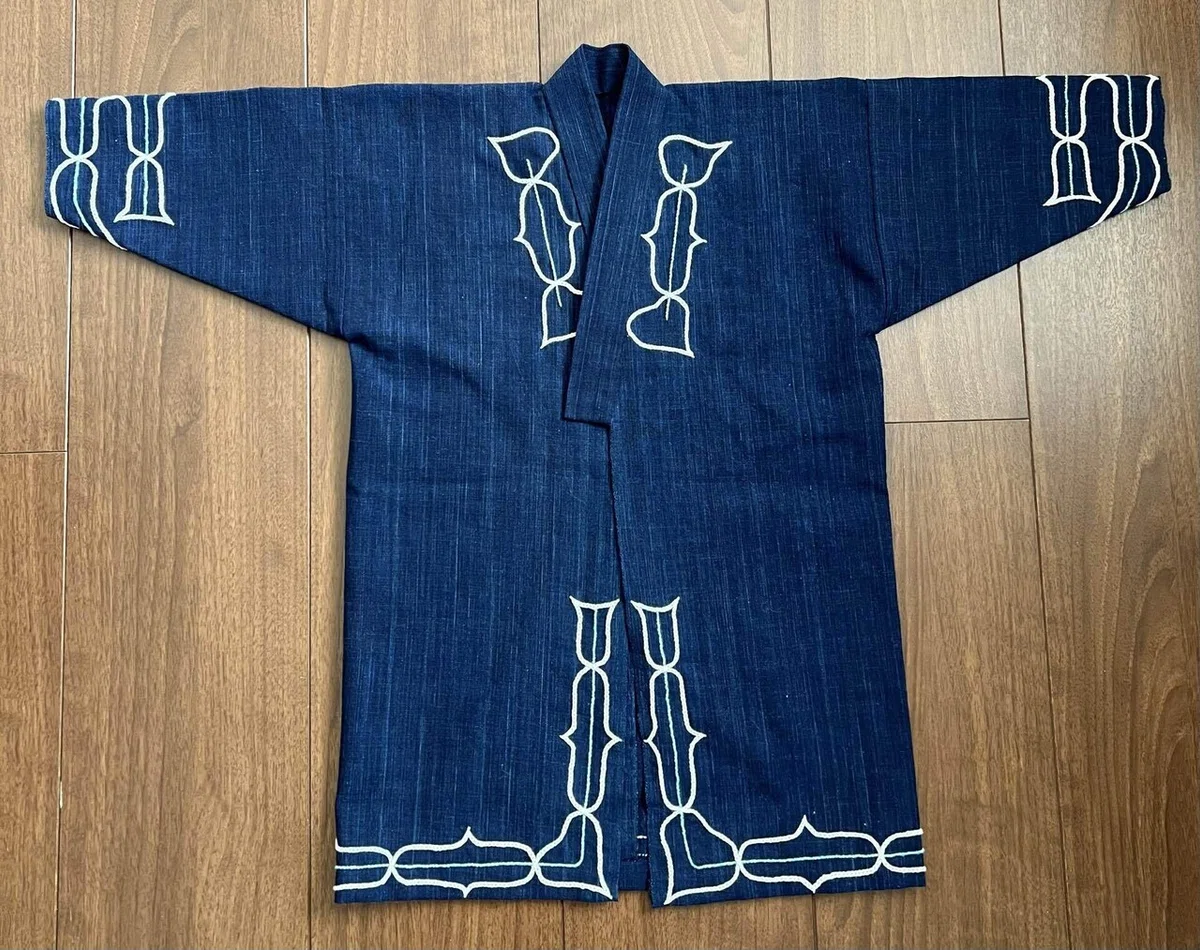 アイヌ刺繍チヂリ、二分の一の着物が完成。｜shoopy3 @指導員&小学校 