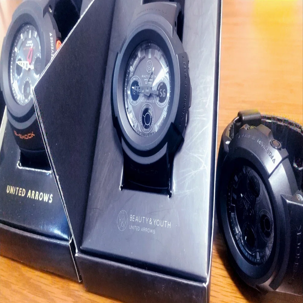 G-SHOCK BEAUTY&YOUTH 別注 AWG-M500BY-1AJA 1829051140041.jpg
