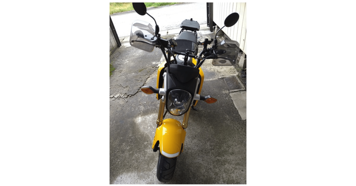 グロム125シートが固くてお尻が痛いのでKITAKOのシートに交換