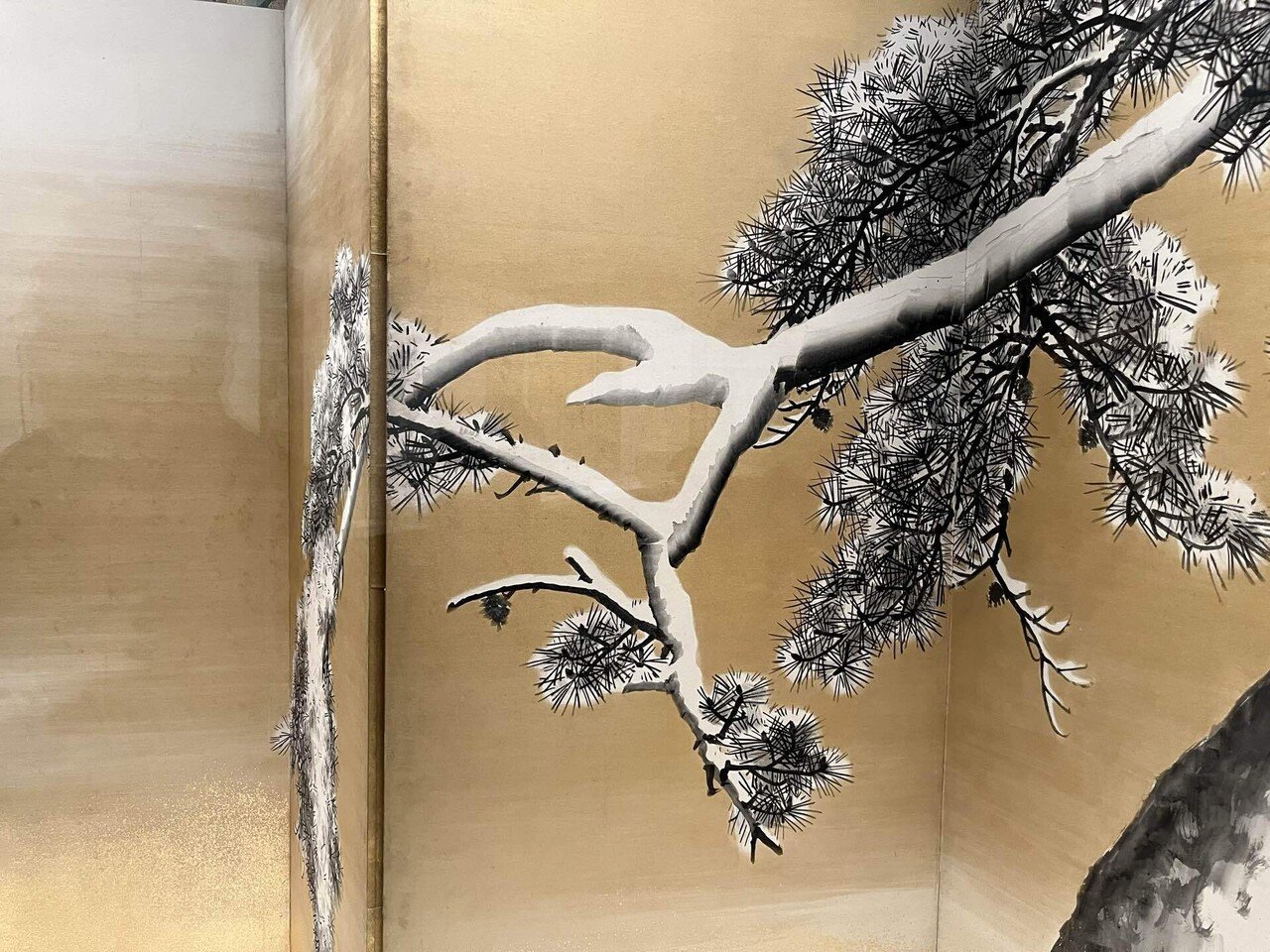【真作】円山應挙 雪松図屏風 雪松図屏風｜作品紹介｜キヤノン 綴プロジェクト｜キヤノン
