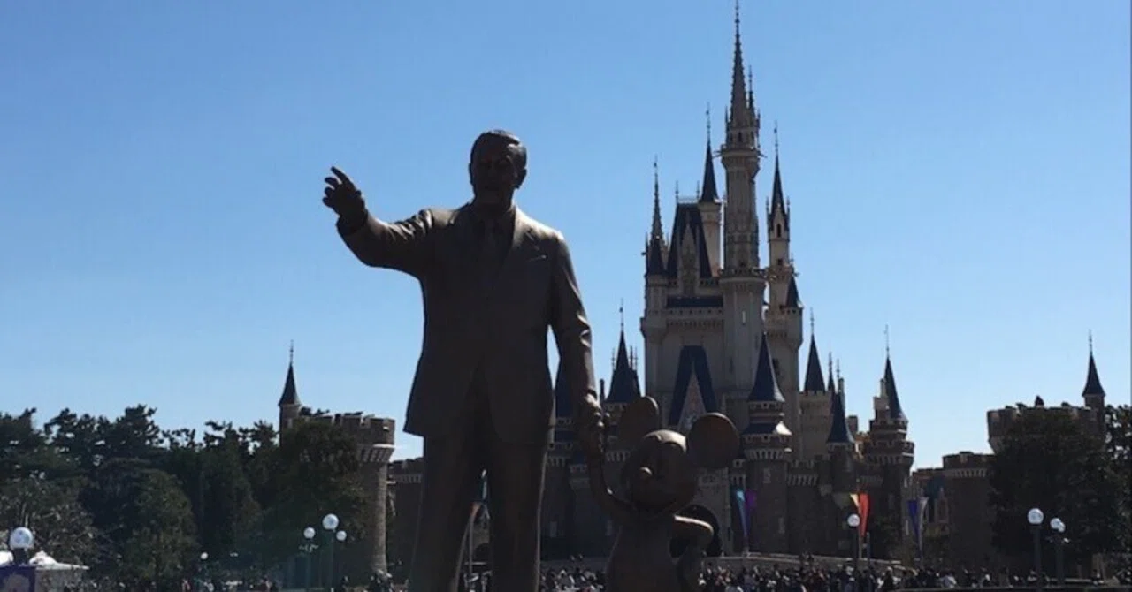 ディズニーランド いつ でき た