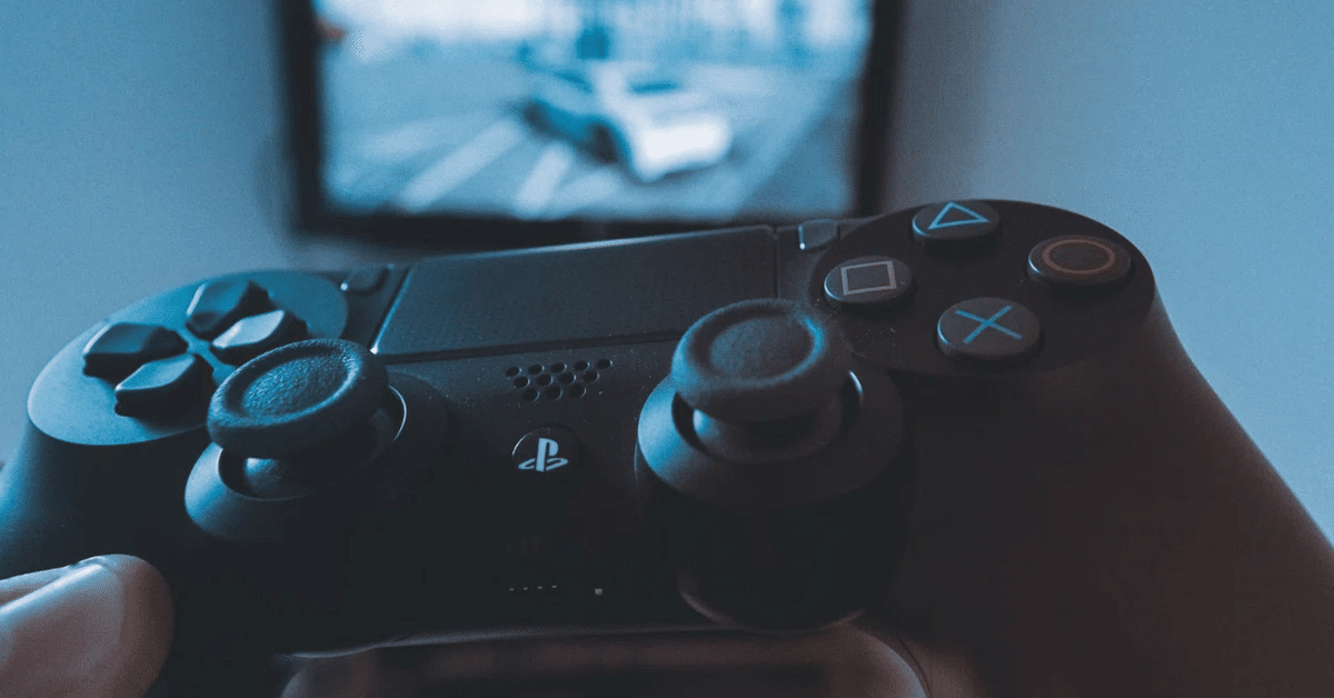 PS4のHDDが突然逝ったので交換したけどむっちゃ簡単だった｜とまじぃ