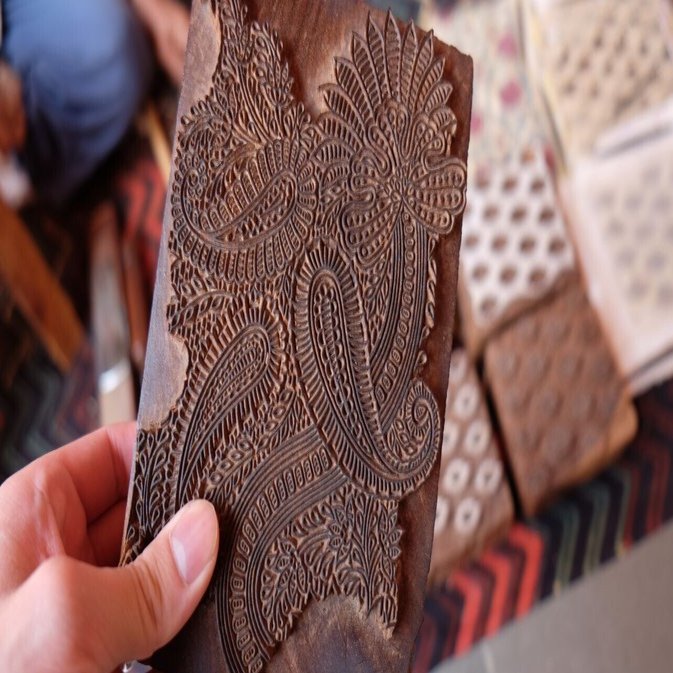 インドの伝統技法！ブロックプリントとは？｜SILKIND（シルカインド