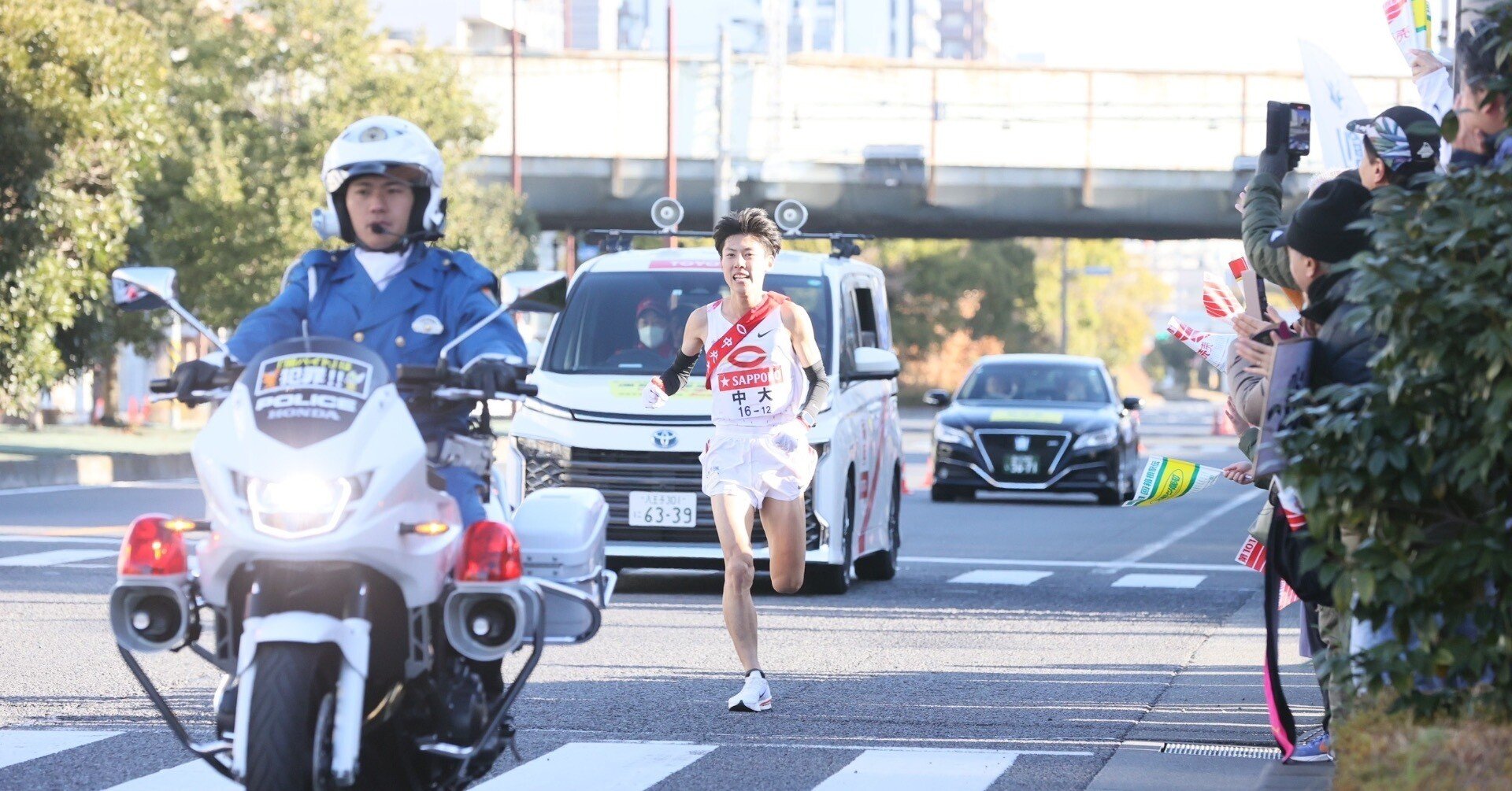 中大駅伝部 吉居駿恭選手・藤原正和監督取材】“We aim to win the