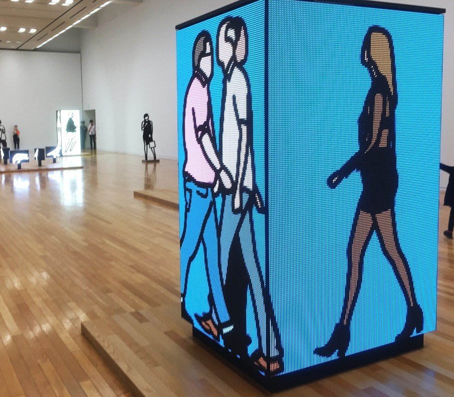 概念の壁をどんどん超え続ける、ジュリアン・オピーという作家について