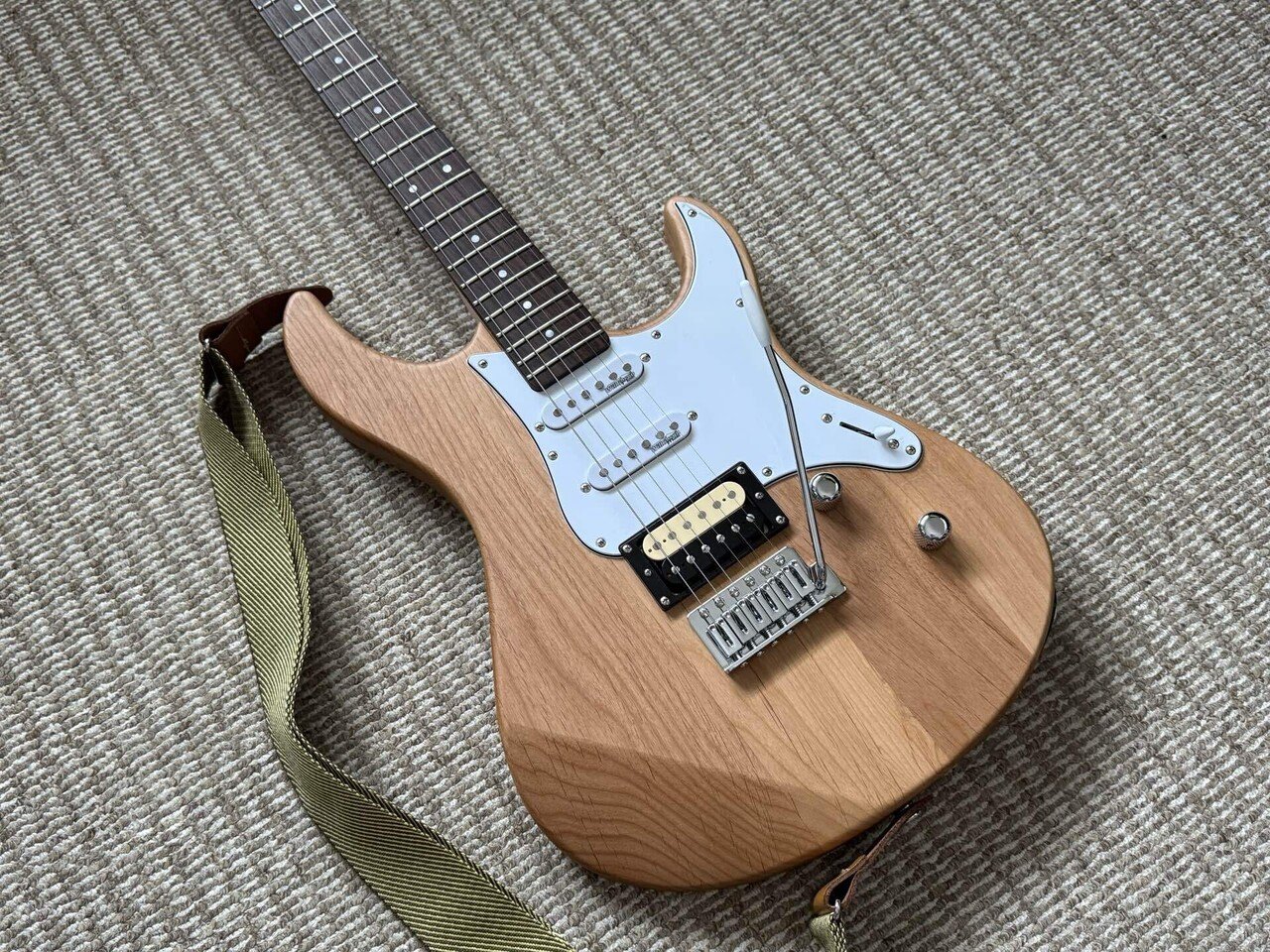 Pacifica PAC112Vのピックアップを交換してみた。｜福田伸也
