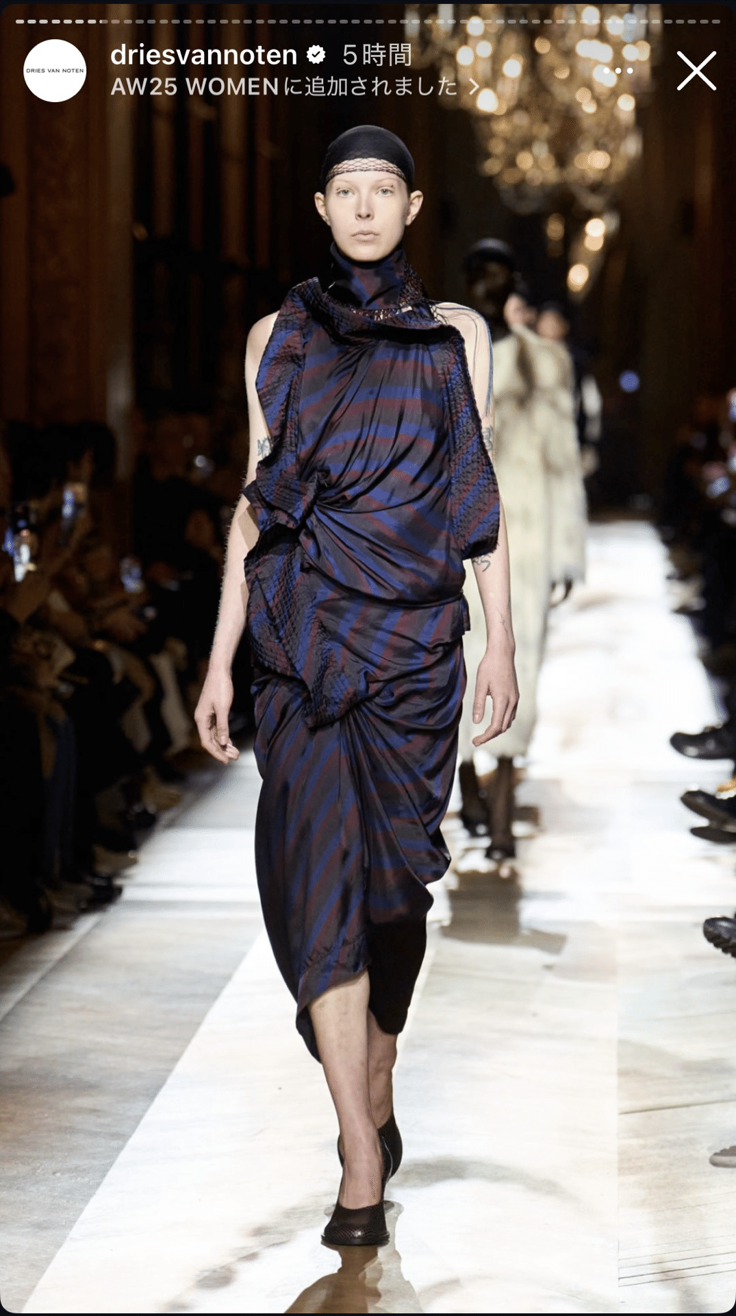 DRIES VAN NOTEN フロラルフリントアシンメトリトレス 新生 DRIES VAN NOTEN - 25AW Women'sを観て|LINO
