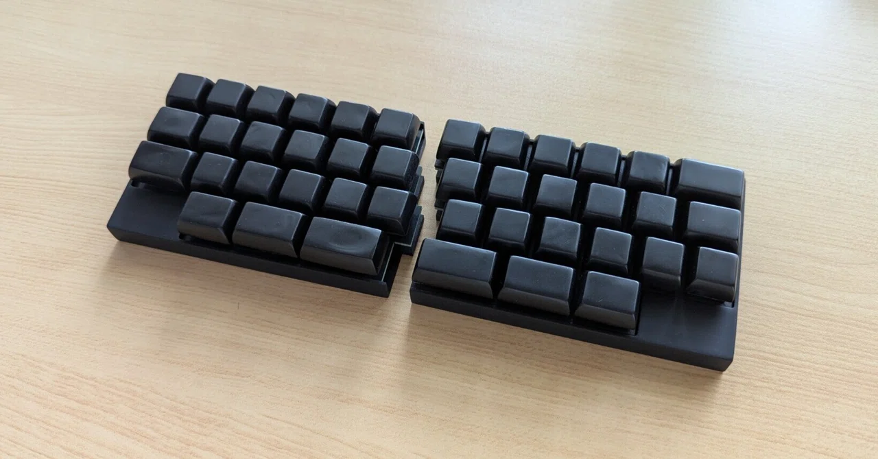 Hatsukey70 自作キーボード 分割キーボード ロープロファイル Hatsukey70 自作キーボード 分割キーボード ロープロファイル