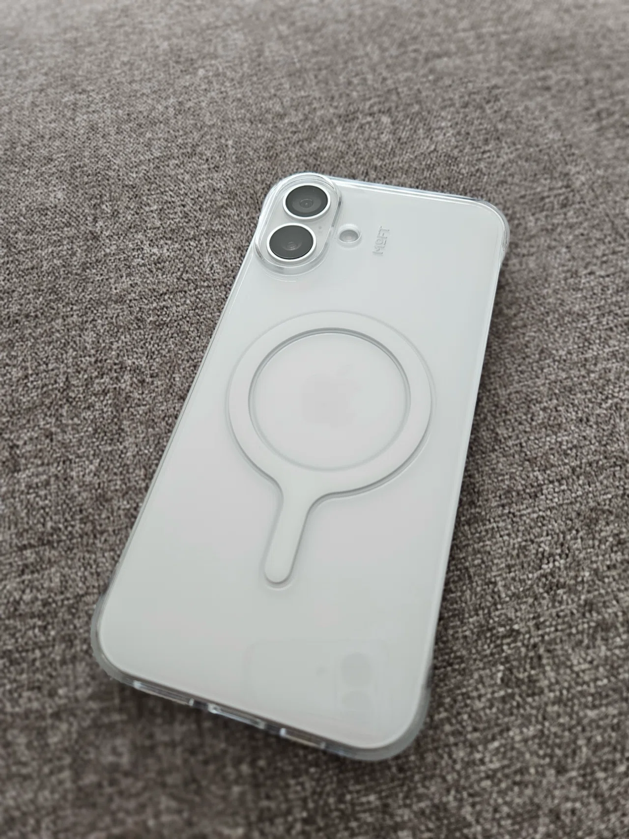 スノーホワイトなiPhone 16 Plusを購入！｜tomotaro｜ゆるITエンジニア