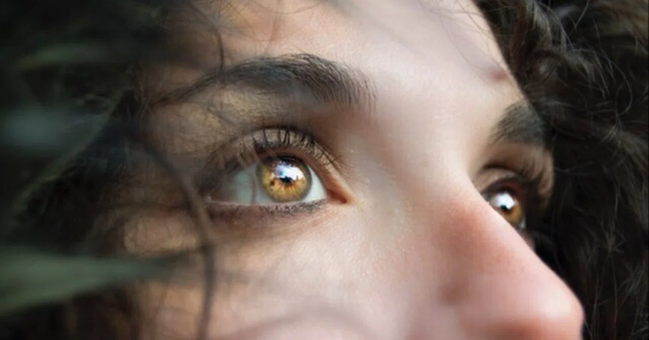 Japanese people with rare eye colors (blue, green) are common in the ...