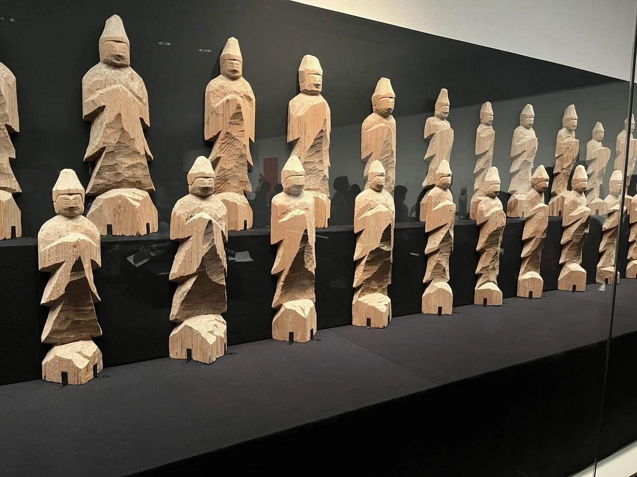 渋谷でも新宿でもなく日本橋にいる両面宿儺 三井記念美術館 円空展感想