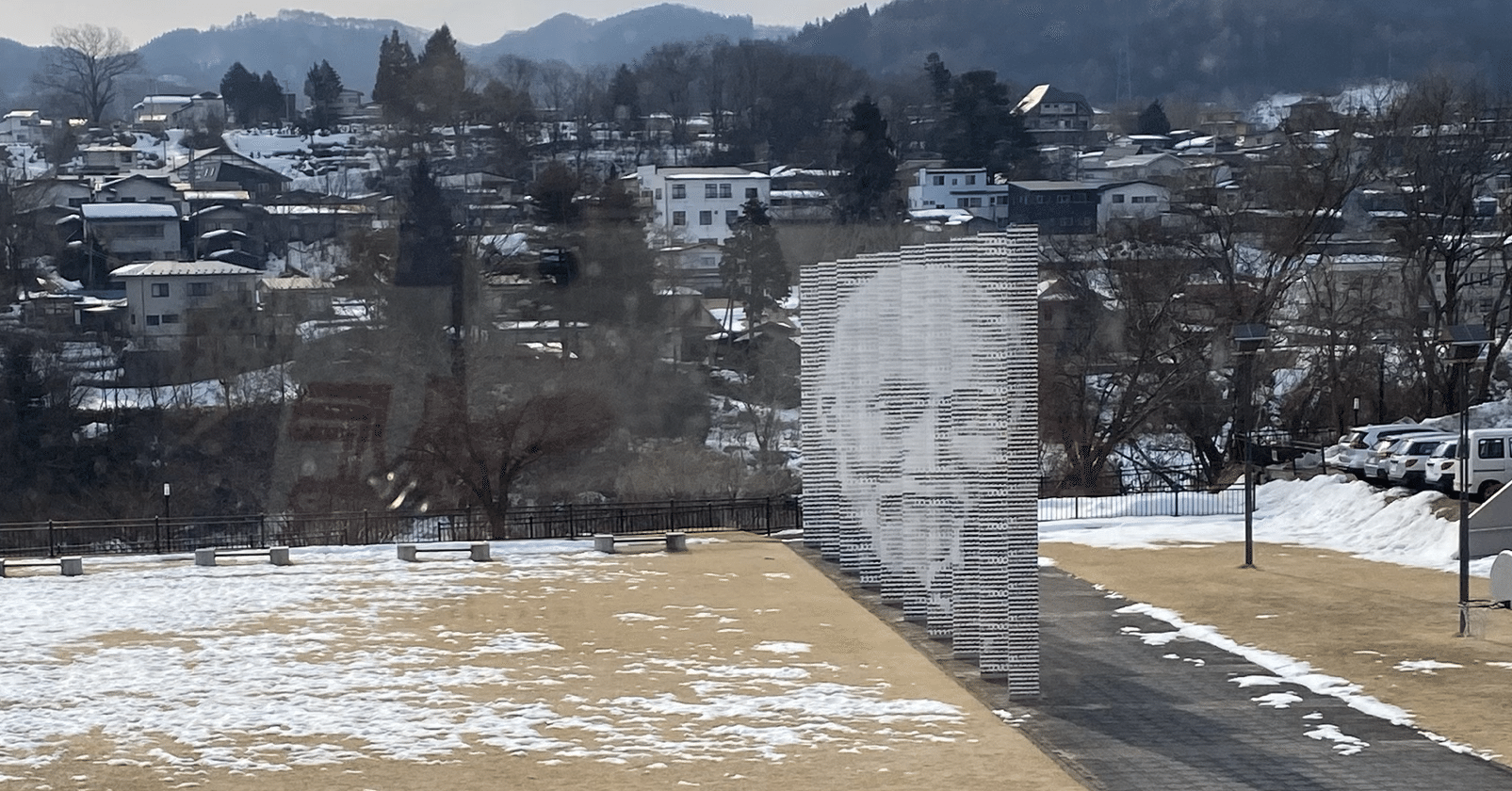 1987年の在庫】福田繁雄デザイン館 二戸シビックセンター｜薪