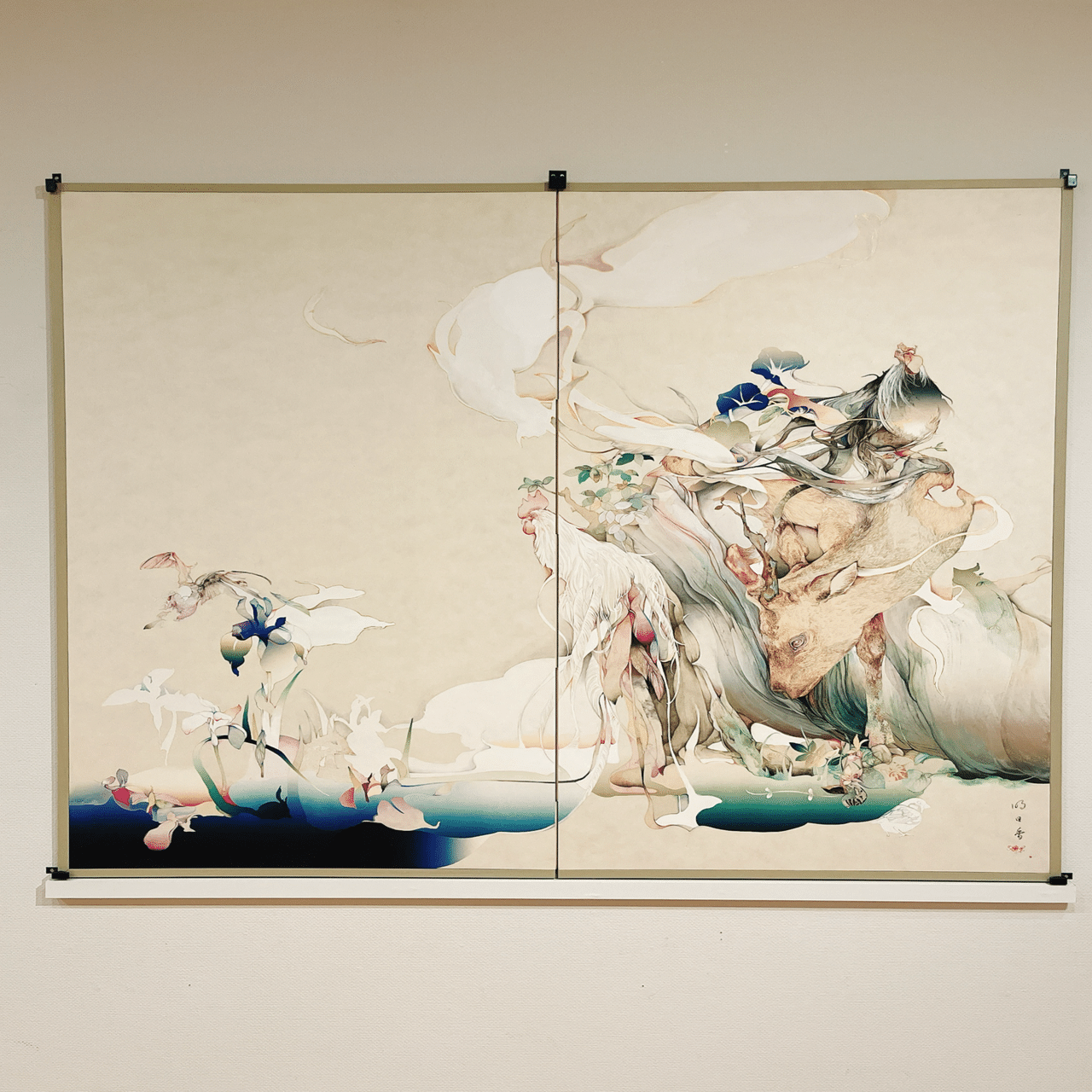 アート作品 Sewing ribbon with heart embroidery design