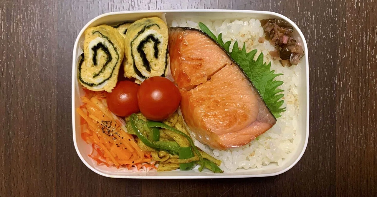 鮭弁🍱｜543さんのお弁当🐣