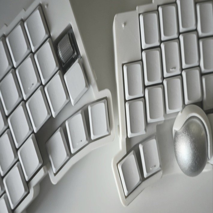 roBa】愛すべき分割無線トラックボール付きキーボード｜ena