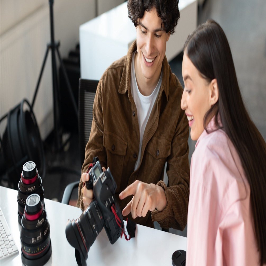 超簡単】初心者用カメラでプロっぽい写真を撮る裏ワザ3選｜KOU