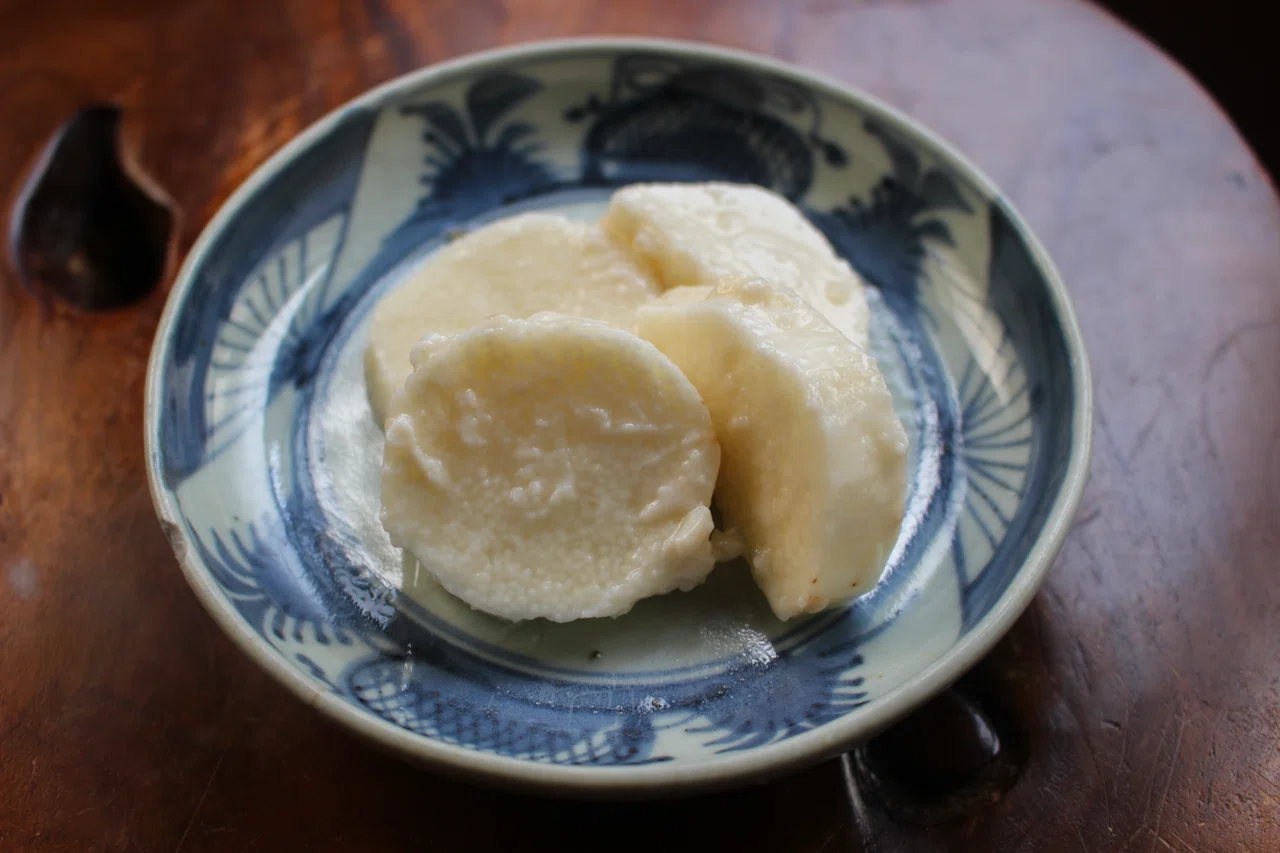 Pickled Nagaimo (Japanese Mountain Yam) in Sake Lees｜コトコト日誌