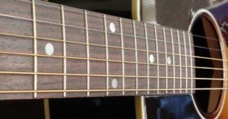 Gibson J-160E｜Born in Tokyo in 1965