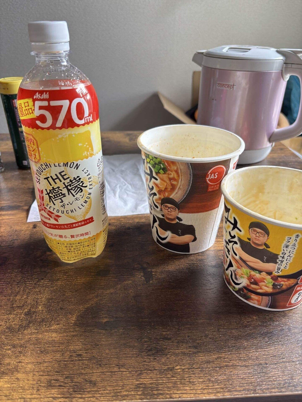 最終再販のみそきん食ってみた。|三重大学バーチャルキャンパス 最終再販のみそきん食ってみた。|三重大学バーチャルキャンパス