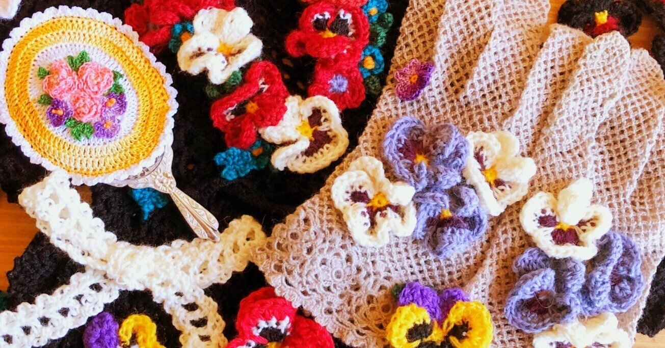 【プチプラ犬服…♪様】レースモチーフ編み　かぎ編み　ワッペン　ベビークリップ プチプラ犬服…♪様♡②レースモチーフ編み かぎ編み ワッペン ベビー