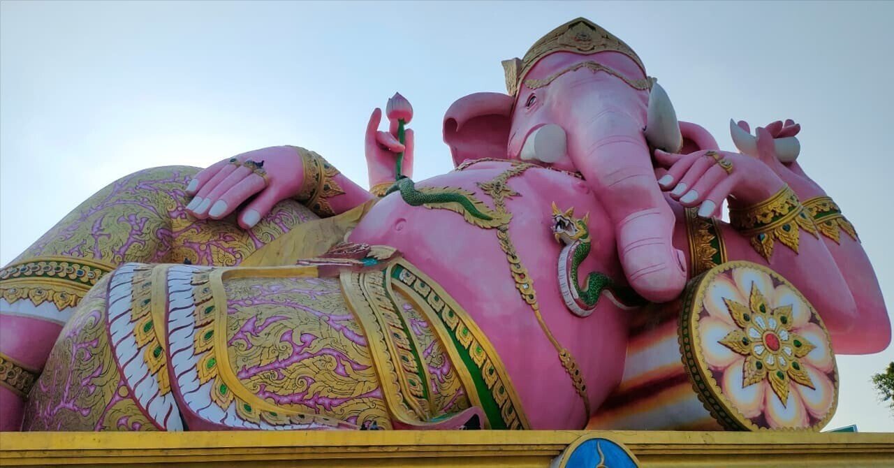 ピンクのガネーシャ 　中サイズ　ガネーシャ　像③ タイ「ピンクのガネーシャ」への行き方やお参りの仕方・おすすめ