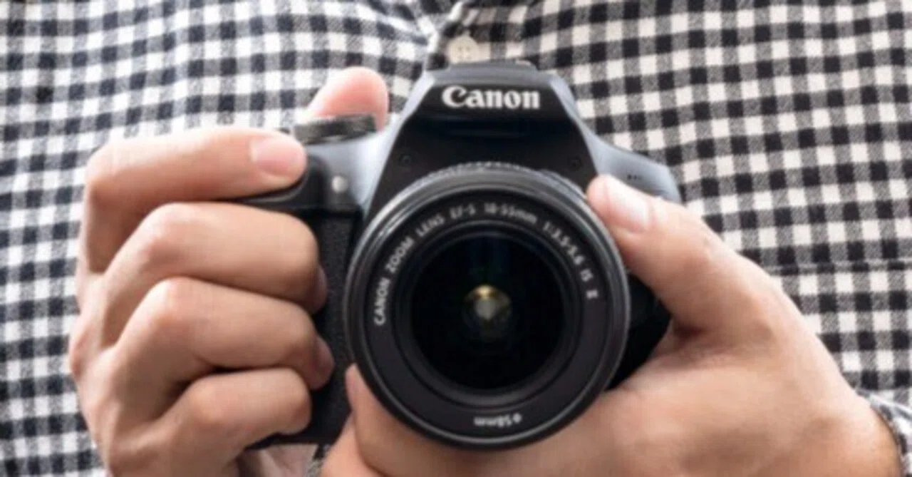 新品/ キヤノン (Canon) EOS Kiss X90 ブラック デジタルカメラ 新品/ キヤノン (Canon) EOS Kiss X90 ブラック デジタルカメラ