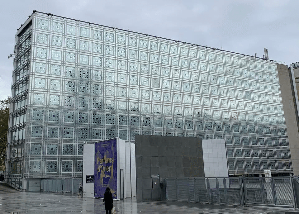 パリ・アラブ世界研究所で3大宗教がコラボ。潮流好きに堪らない施設