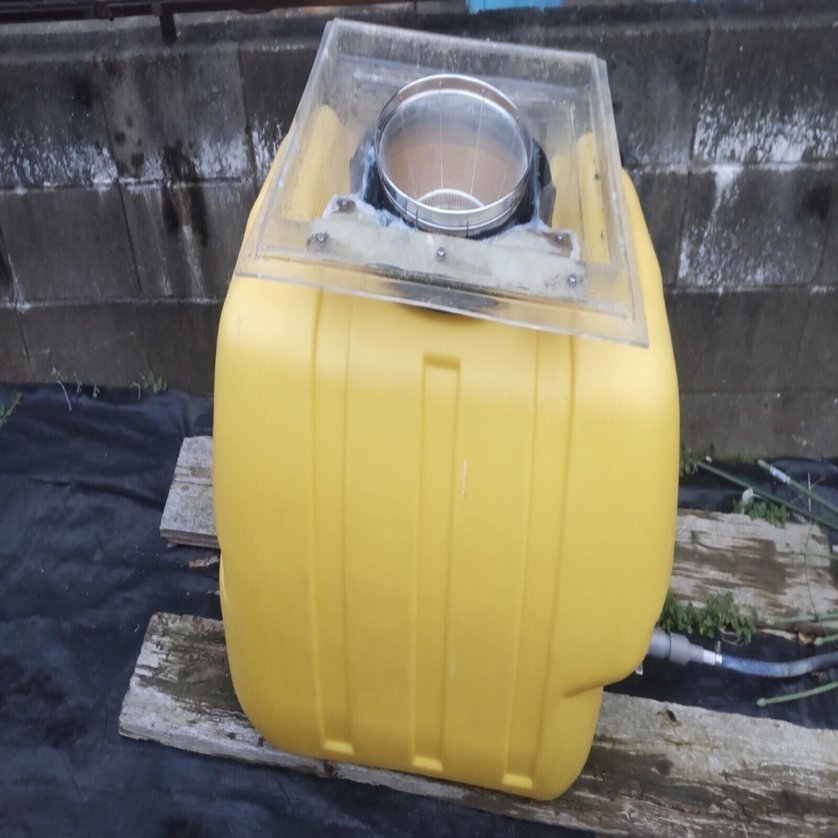 畑の水やりを考える その後:タンクで雨水を少しだけ受けとめる｜ぬくみ