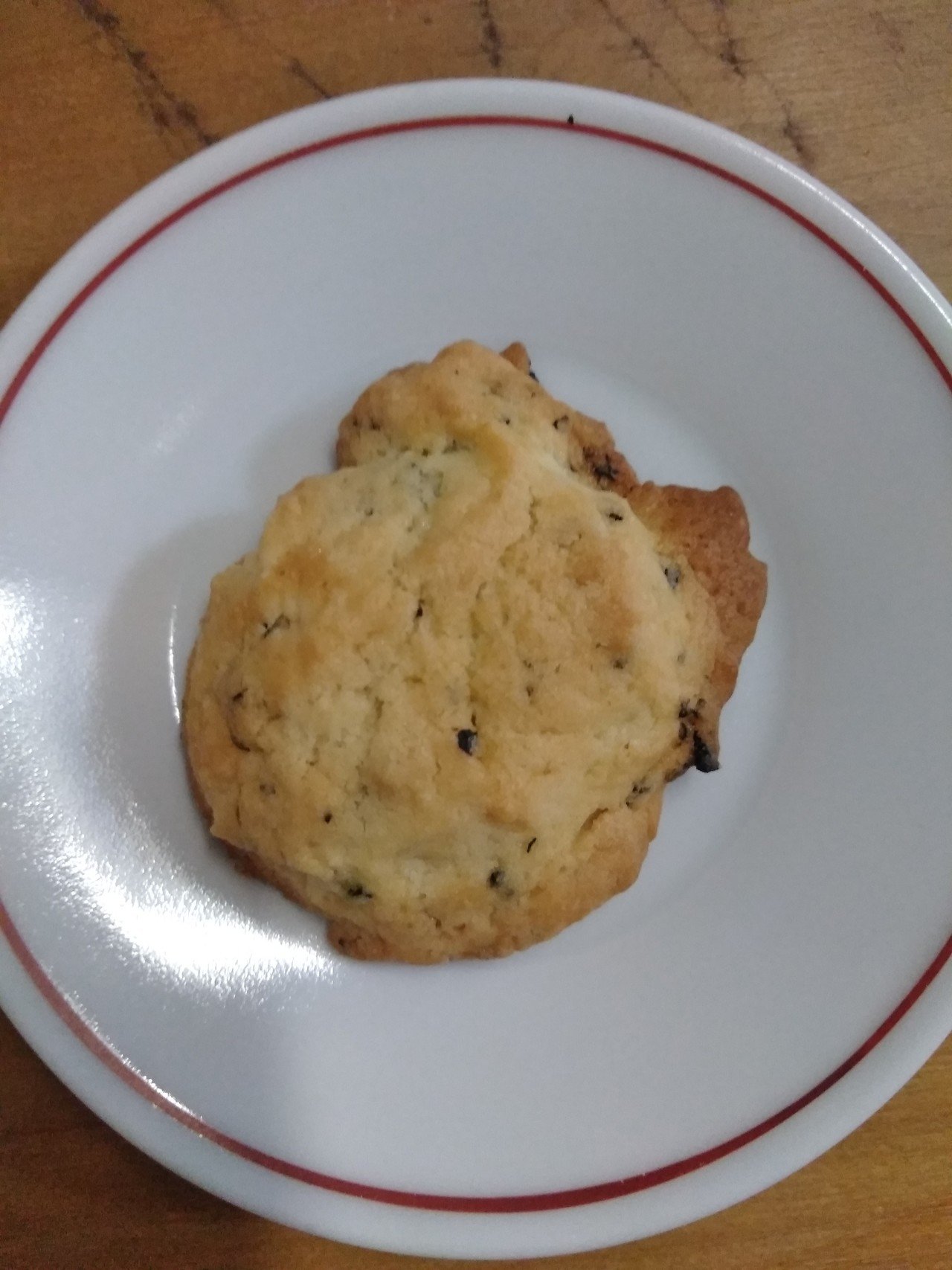 またまたクッキーを男の子が作ってきてくれました 紅茶クッキーです 男子が嵐好きだったり クッキー作ってくれたりして何だか面白い コナ Note