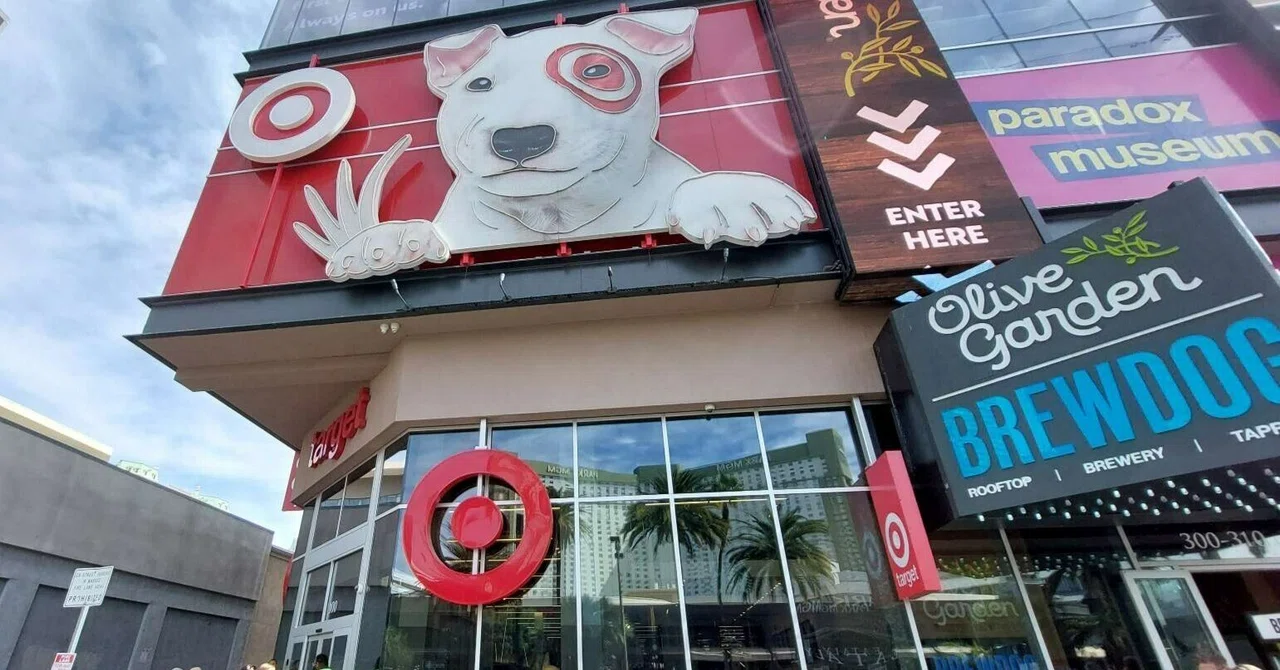 ラスベガス大通りで発見！アメリカのディスカウントスーパーTarget｜は