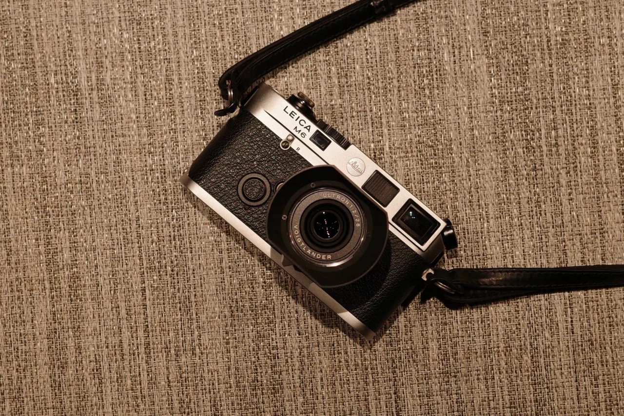 フィルムライカと沼人 | デジタルからフィルム一本に絞ってみた｜sadasue