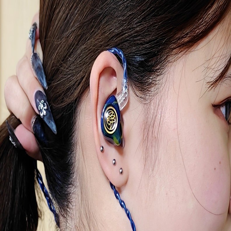 TFZ x Angelears Athena シルバー TFZ 【中古】Angelears X TFZ Athena Silver【秋葉原】 – e☆イヤホン