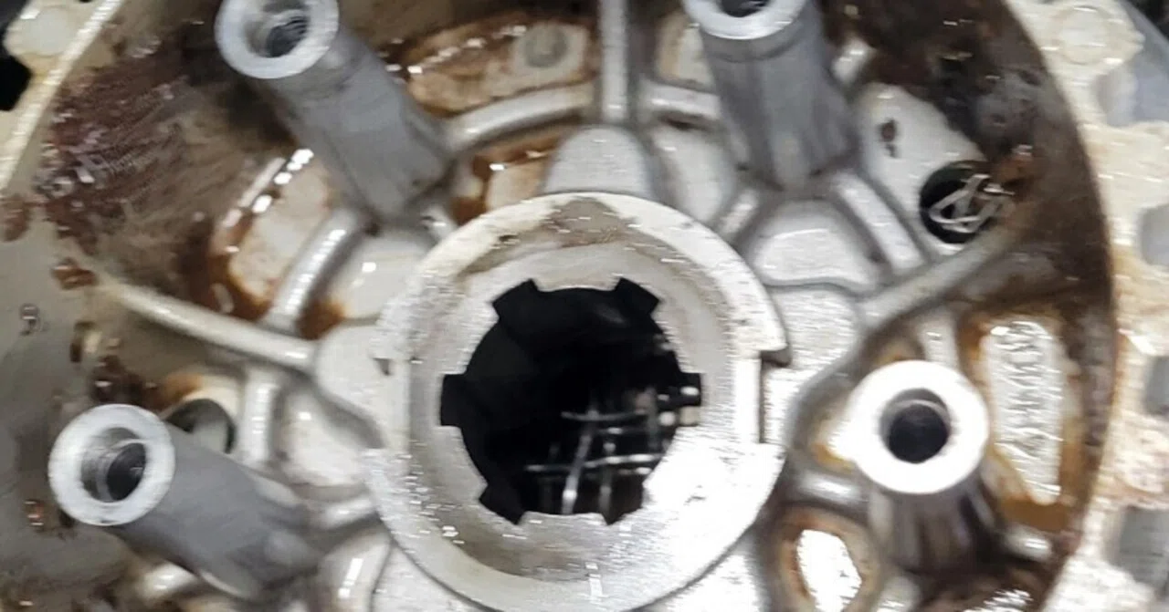 XJR400 4HM クラッチ板 クラッチ エンジン クラッチカバー 608 ヤマハ 