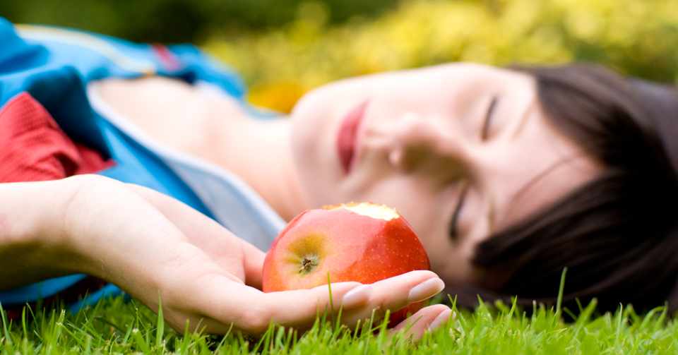 王子のキスは 犯罪 になる可能性を覚悟した英雄的行為 二次創作で検証する 白雪姫 藤井康子 Otakic Scope オタキック スコープ 今日から世界が違って見える オタク精神科医ならではの視点で紡ぎ出された珠玉のコラム集 Note